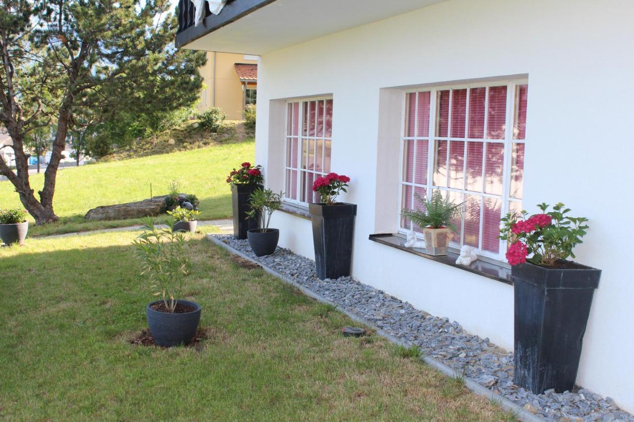 Chalet Esher Surrey Ried-Brig Exteriör bild