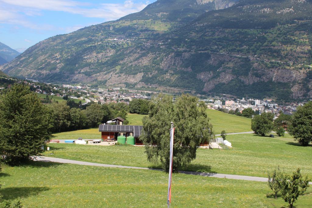 Chalet Esher Surrey Ried-Brig Exteriör bild