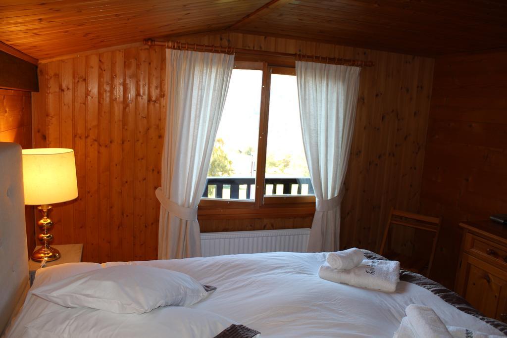 Chalet Esher Surrey Ried-Brig Exteriör bild